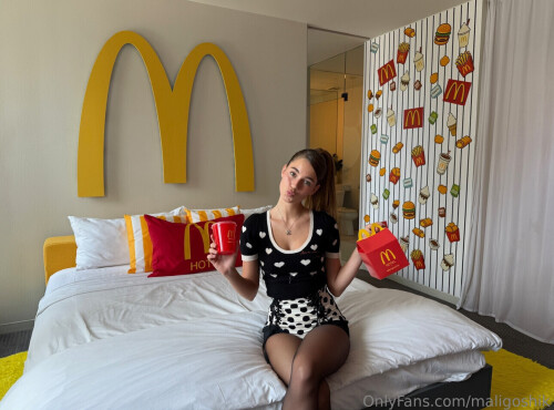 7d35c0c894d6f345016cf36a81c53bd3