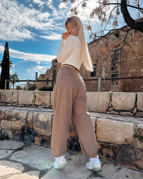 5f72918df37d3a7f3272dda1c95d4405