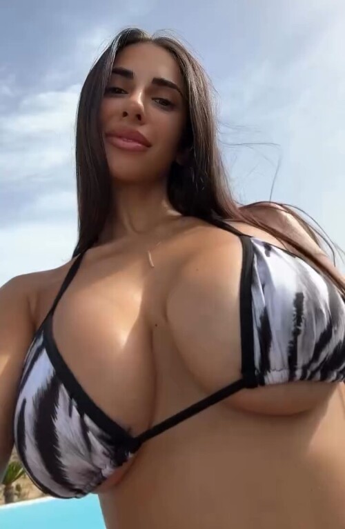 81981079383e9ba710dd04a9ed04ba83.jpg