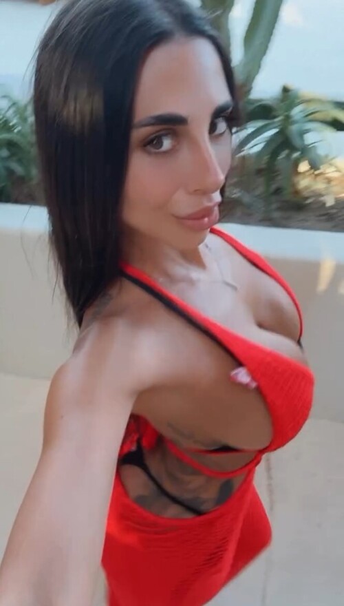 f3f9b3ea0a70239cc6d7b2ae3e5f4664.jpg