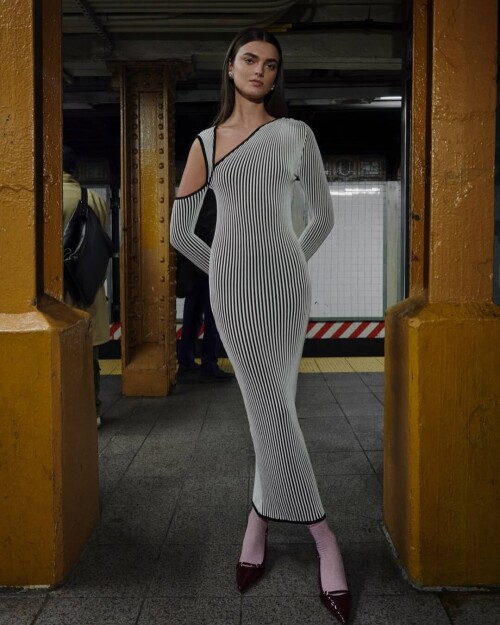 2e584e71f7254d9647a1adf14a266626