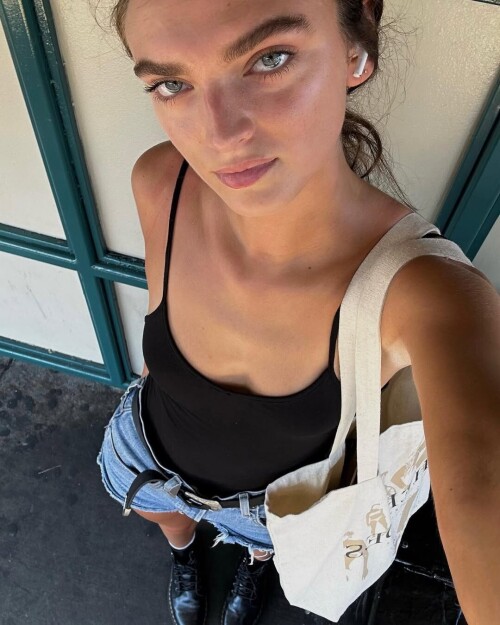 ba0fd3f7a55705ed4df51a90b4e61692