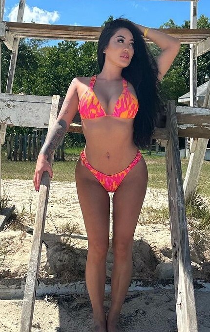 8b8c877d4427fd4bc7029c21468d6c32.jpg