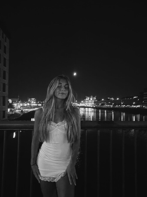 b0ebfe25d7923433bc0977f0aa4cd55d.jpg