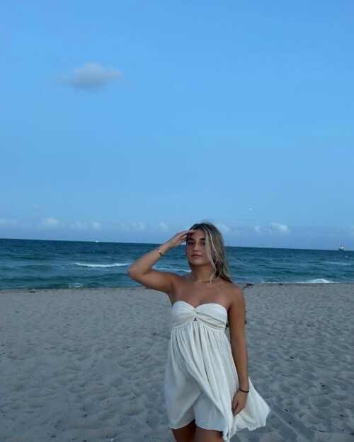 fbd0914afe5a00ac91bd456f6fe77cad.jpg
