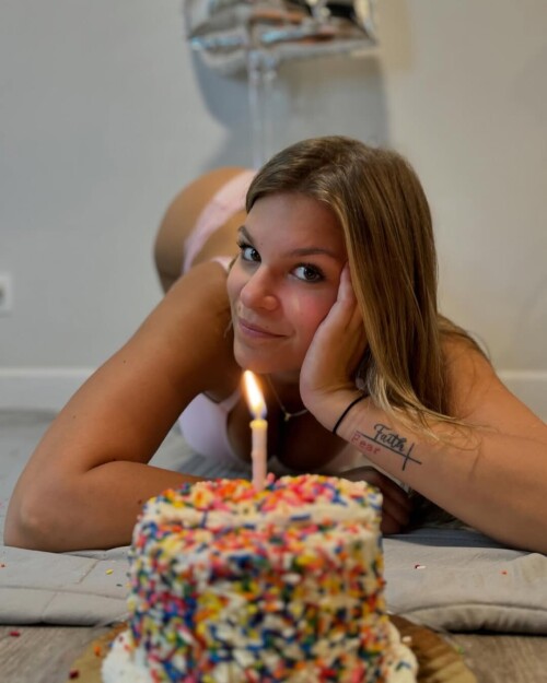 ea246fb71749bb9d7dbd5345cb9f69e2