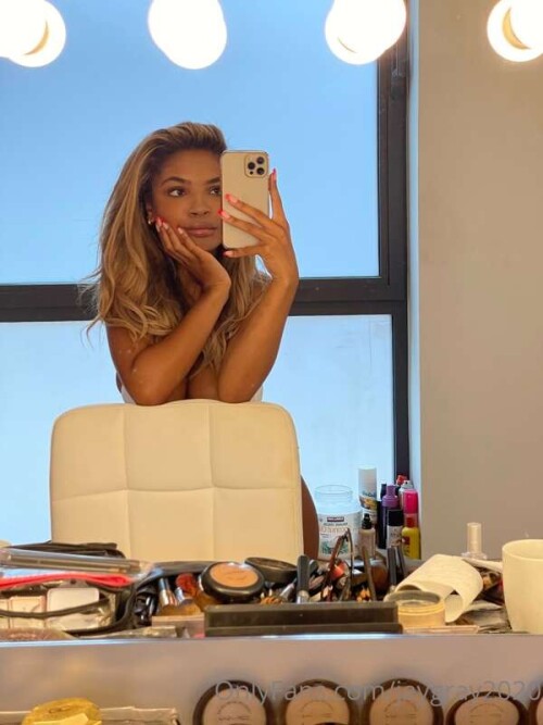 584f0dfbc366f5dd6667dadf8a0e8a9f