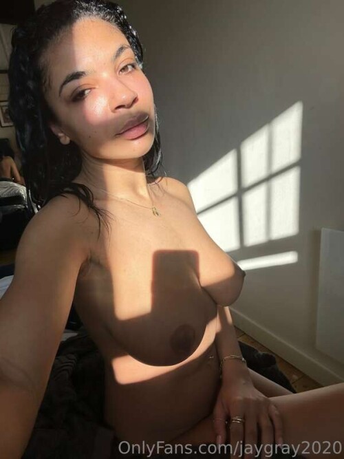 f935c1eea275382cf27dbbbaa8d3870d