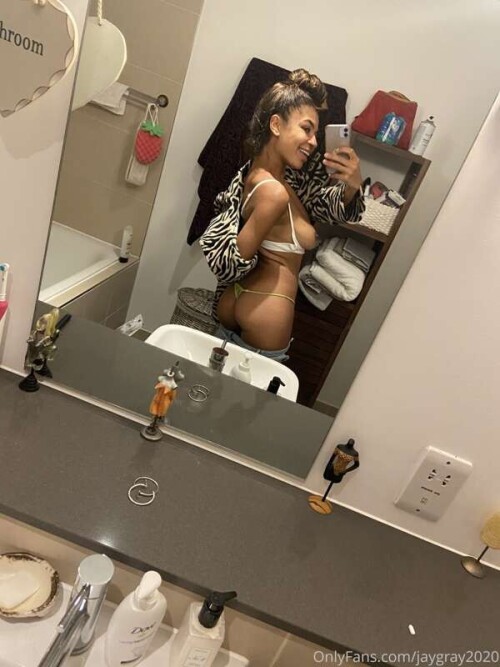 15e27db9e32b3e002716e9a4e27194c1