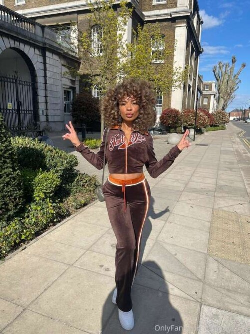 17ff3ac8755f910c7acdf11ec0fffe52