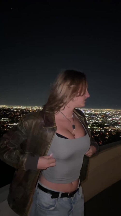 4376d4e9582d67d42463fca3409d8487