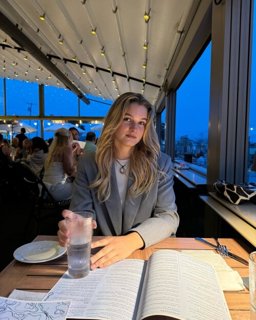 56a9eaba9a74b1517daaff4f7ee86d54