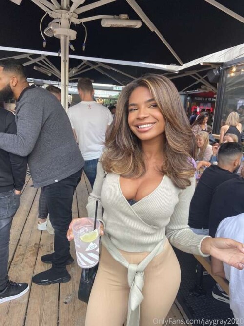 75d66a3c8bccc23e641c73d185a9a9d9