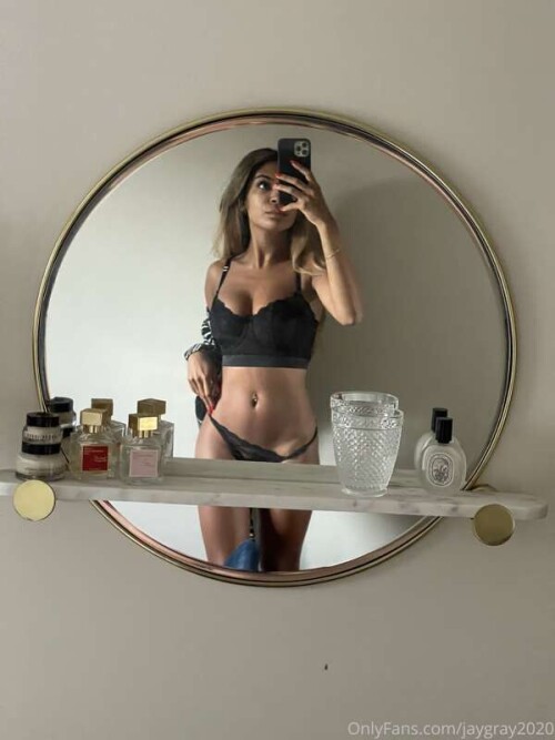 a388f1fde2679e8329e2d1abf27ca221