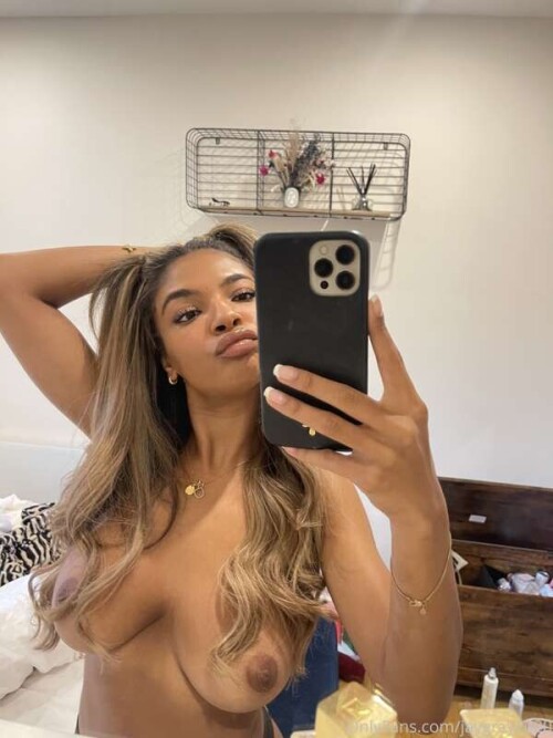 bfbc0249cb1374425be940b96eb36a90