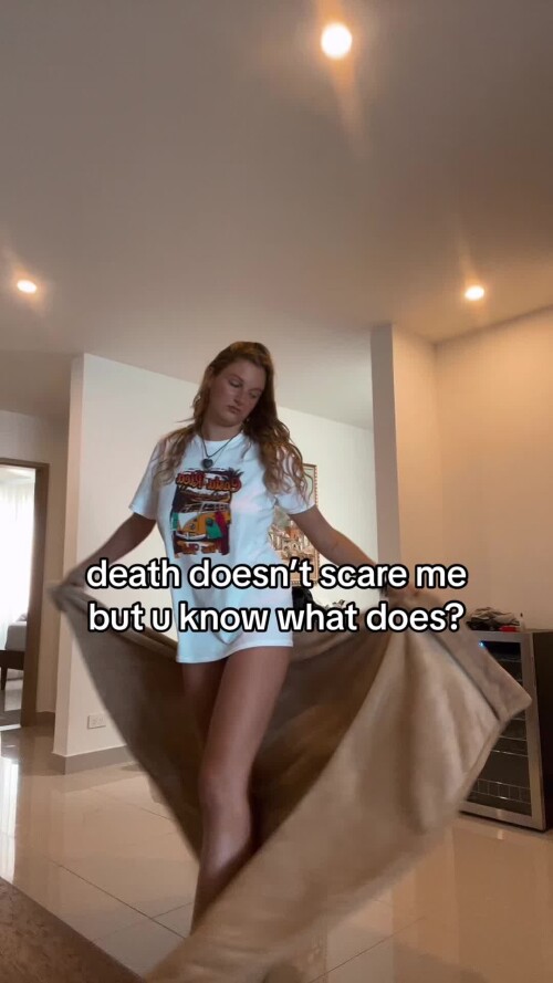 d14c7e1f78d7098298aee0e93693fc09