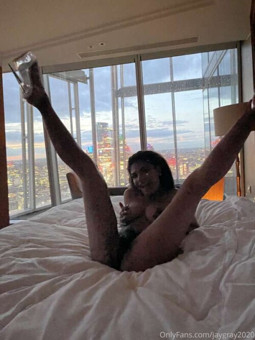 e05f7d6bc9ac45172ae46cc4b965d28d