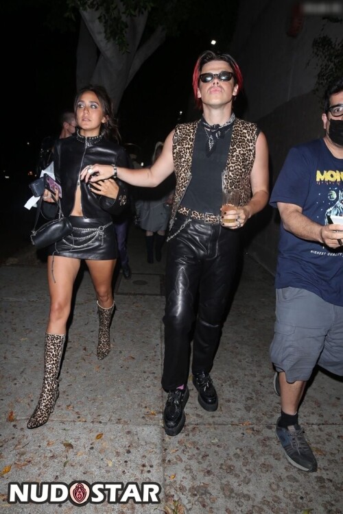 e6d3d95120542784be6d4a3e533ebf3c