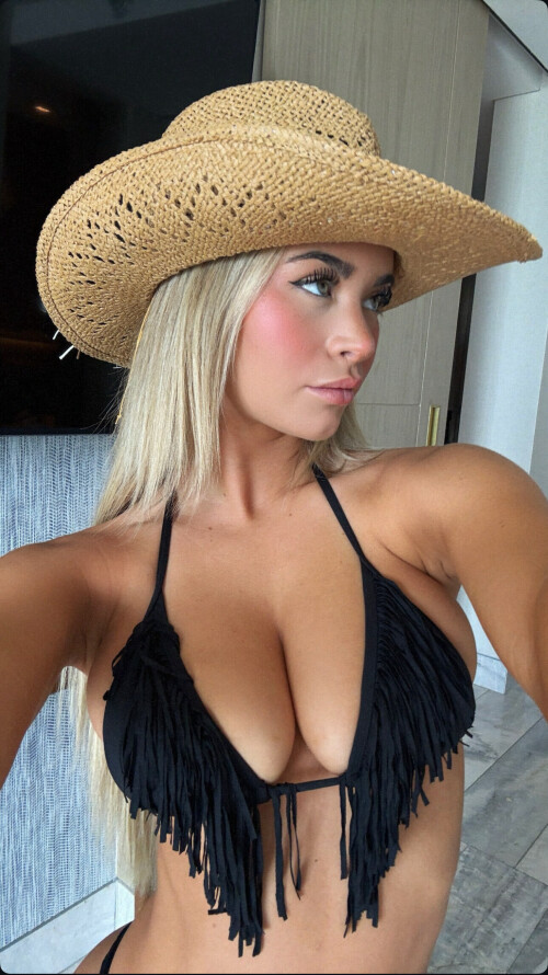 a1e1fad66a11b5b0c00cd4048b2be326