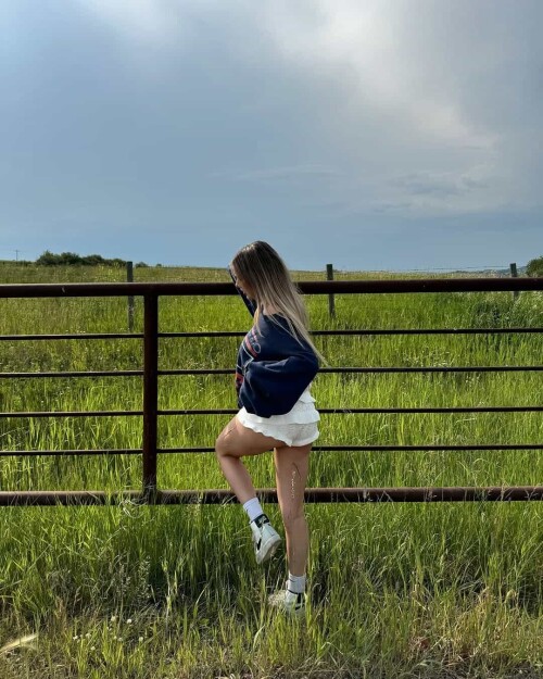 bb85b556490c695718f15d6fa349e503.jpg
