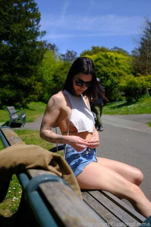 b9e08b2e05a30b9b72abe7e9acd2f17a.jpg