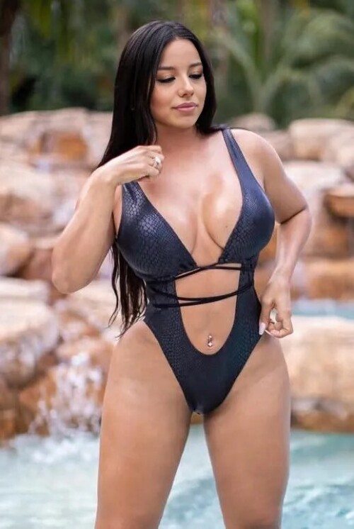 f1f98e367646c9341db4fd4c295d8372.jpg