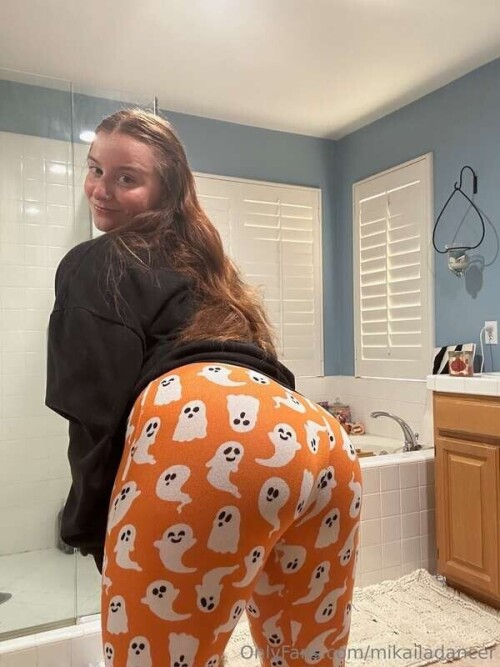 03d0fc97a2475444358201fd089efc2d.jpg