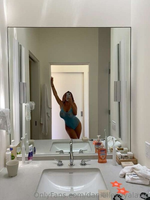 12efea4dd6c5cfcf8ceef21539c8ba5a.jpg
