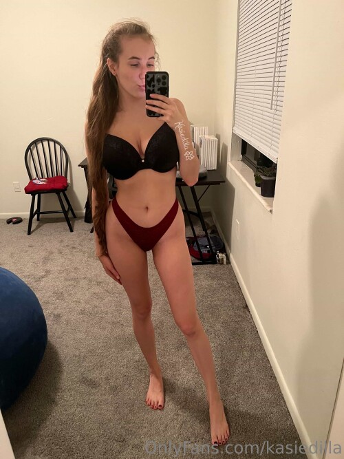 0495c21fef47e92b4bf123e64237bfbb