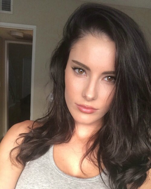 1c6e7b649d32d93223a2fa55c17be9de.jpg