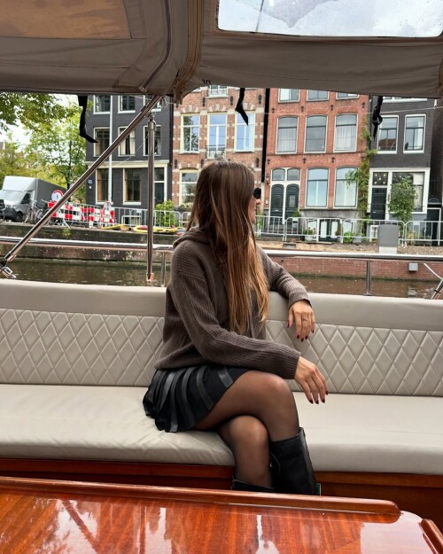 7f5965e6275afa7df66d20a75080be2f.jpg