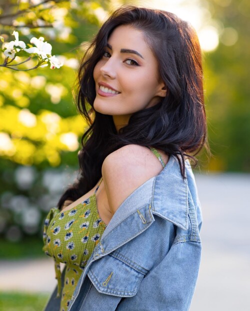 a573ff2b0289135a9d58b81a70726f55.jpg