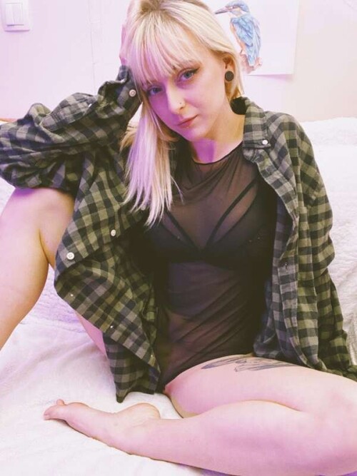4902769d7caf1bfeb8226f0f9cdaebd5.jpg