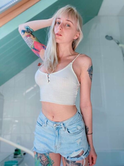 75ea7d074e7f5e6679e20c03bf2bc21e.jpg