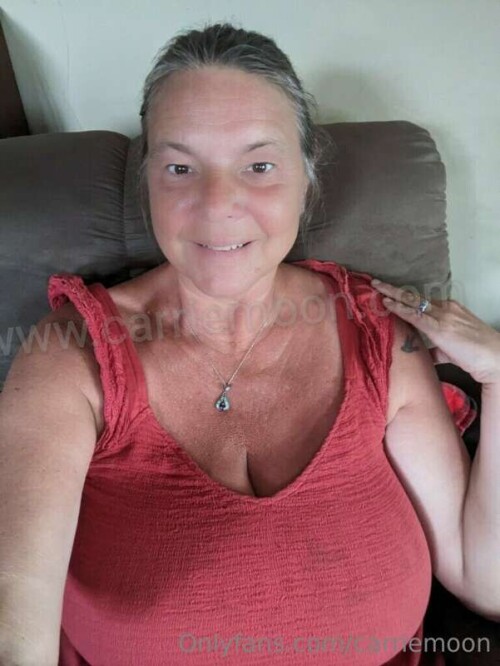 fea9dcfd9e6c439d7bbc28db9d46ef51.jpg