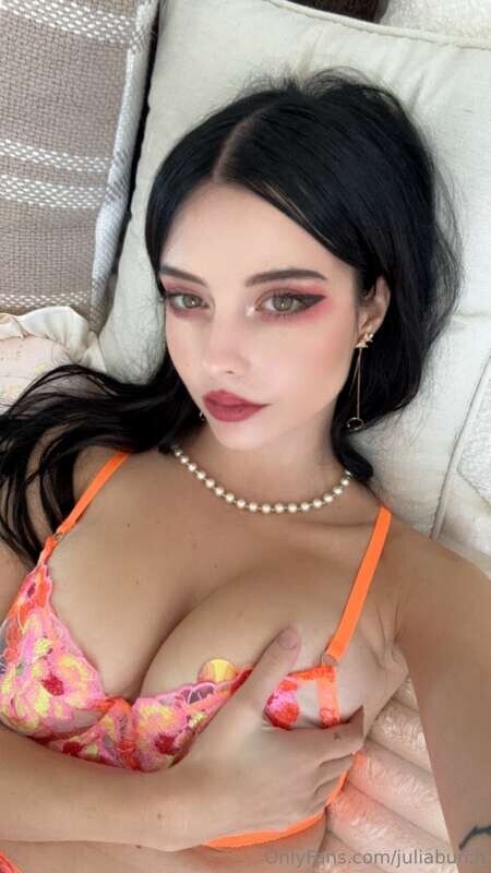 156cb67f13b1214d646e0ae1b829eaad.jpg