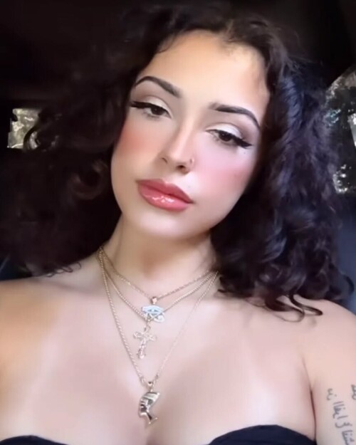 1ee77e56ee84ac5c8ddf462090df5f64.jpg