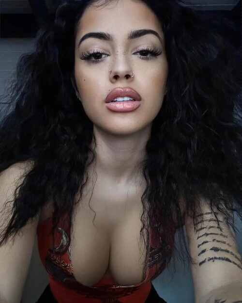 2e9d1be8f5d49cc7240a542b2e4a3ac5.jpg