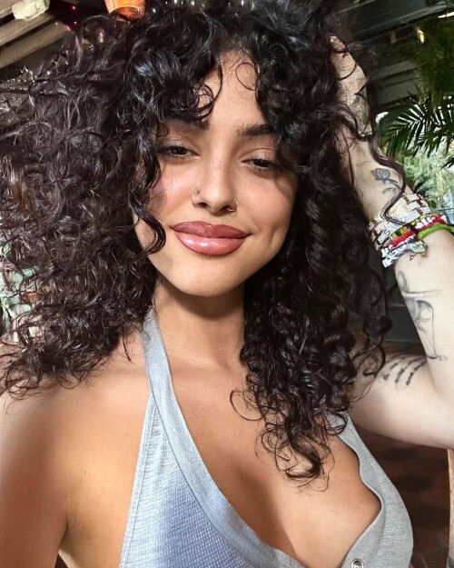 3de9ea79a04d4d68095209fbba4143ff.jpg