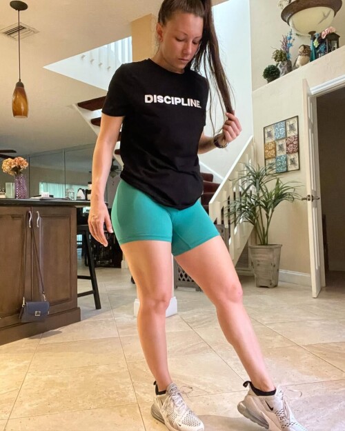 a006808a339c502e10f2fdc6e1d73d6a.jpg