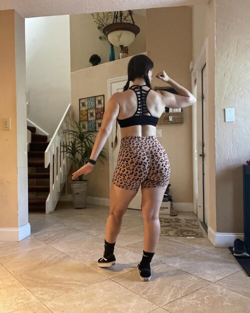 b05ee00d6ffea30ab83ccc2b77aef228.jpg