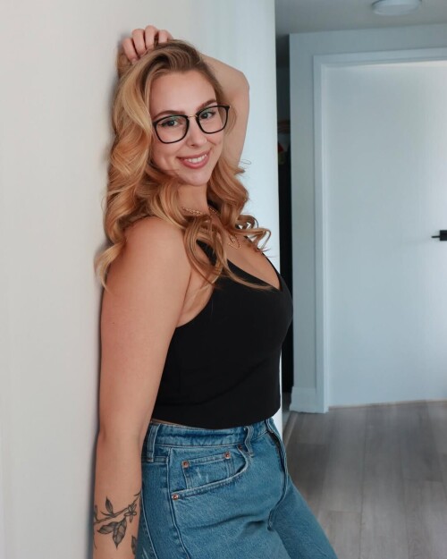 02eea39f7c47ef9668cf4f4bc0629cd5.jpg