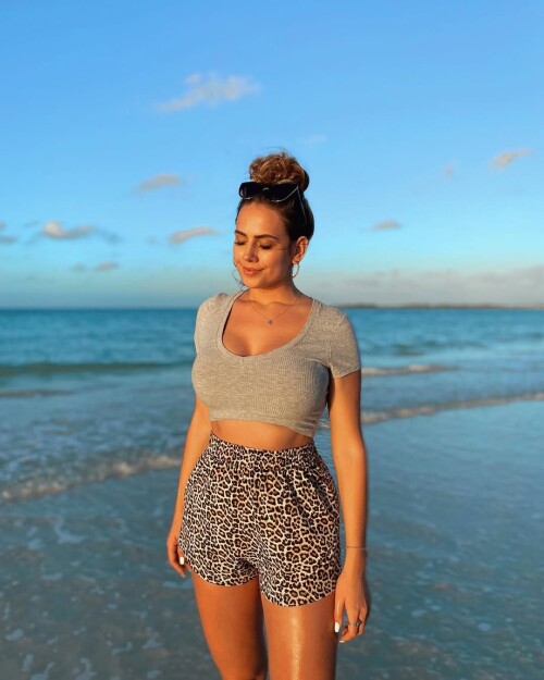 c92182494e07c27c2adedb047ec1e324.jpg