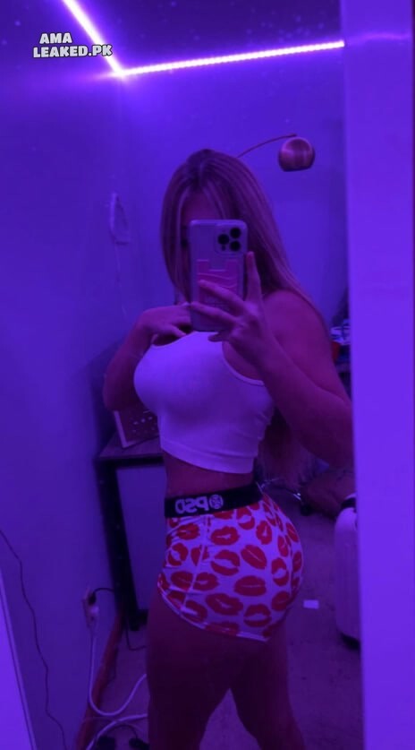e5beefe8027a9740b66e4f773e51b9a1.jpg