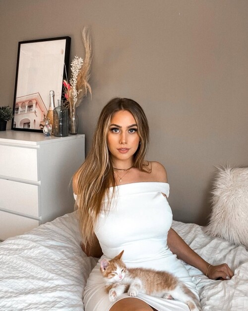 f79cad38a9a579d75b1ef71ef1afe87f.jpg