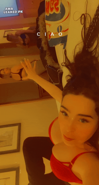 38e5543edf4937d8b295d34d75d9c82c.gif
