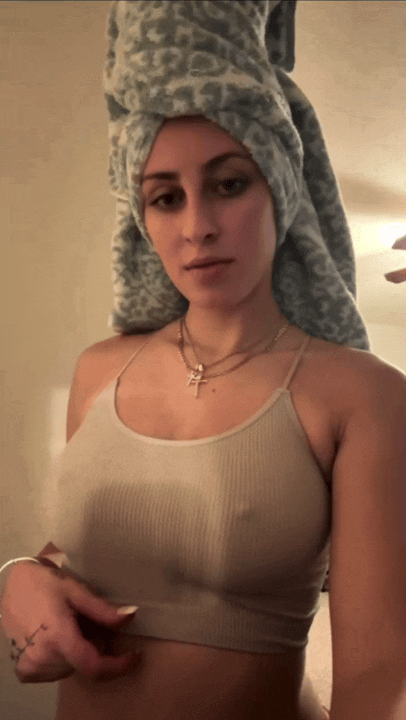 3e2f8ec23dae4ddb83f4a56d8d611f5c.gif