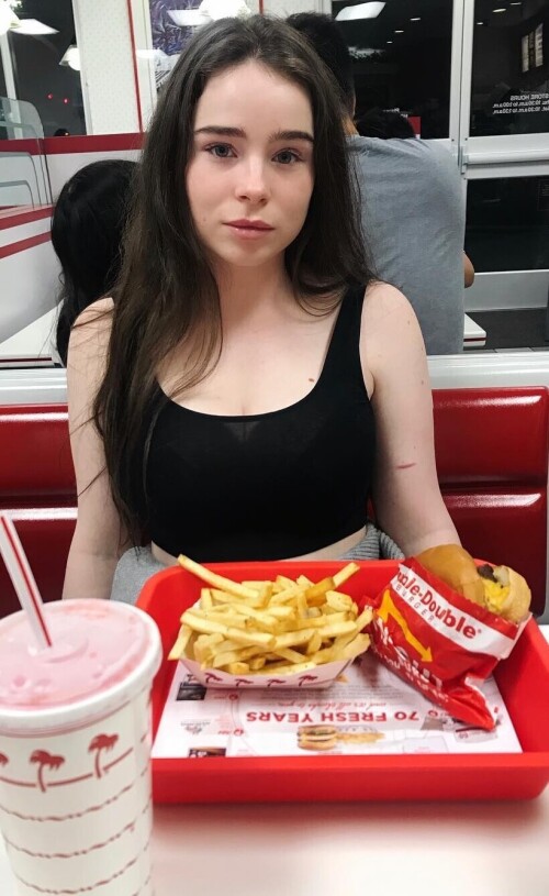 a290d0afd4b84ef2bc3efc96c8bbb469.jpg