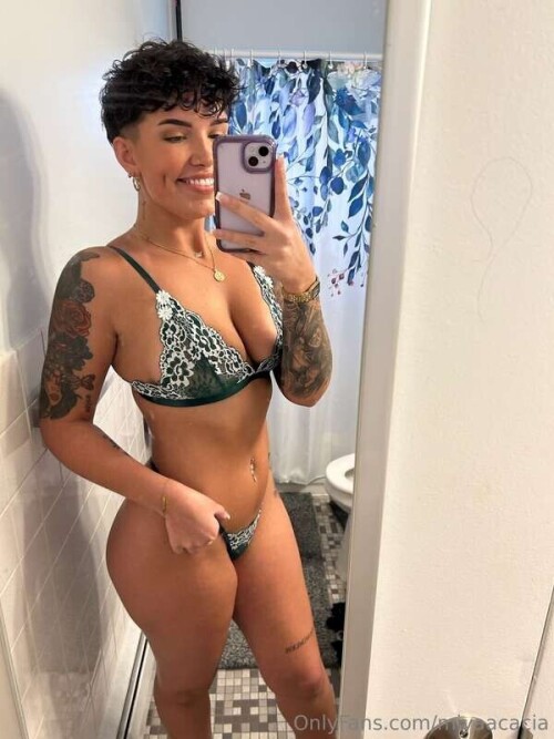 01b80fcf7a0b552dd5e72a44b37c9f1b.jpg
