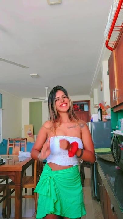 6052f2aaa53ad9909295a15980d807bb.jpeg